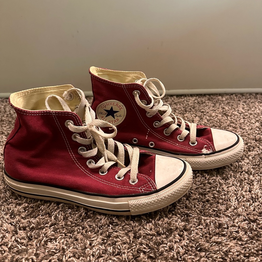 High-top Converse